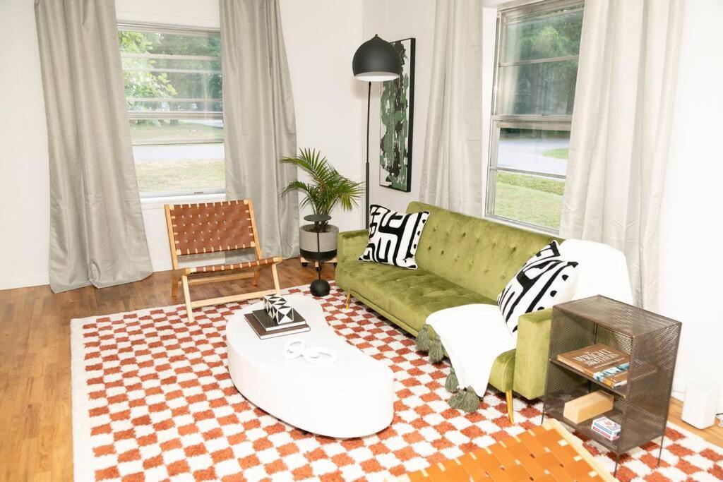 The Willa On 7Th, Located In Downtown Bentonville! Exteriör bild